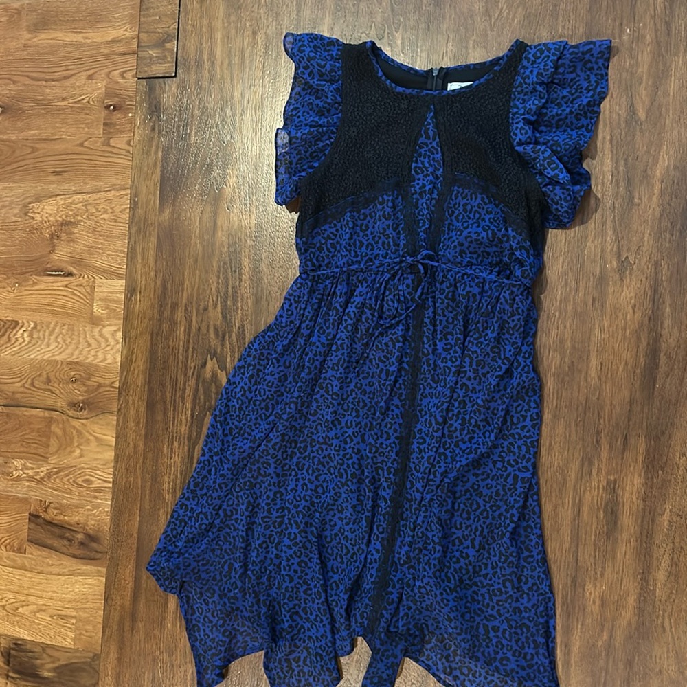 D-Signed Flowy Dress - Picture 3 of 5